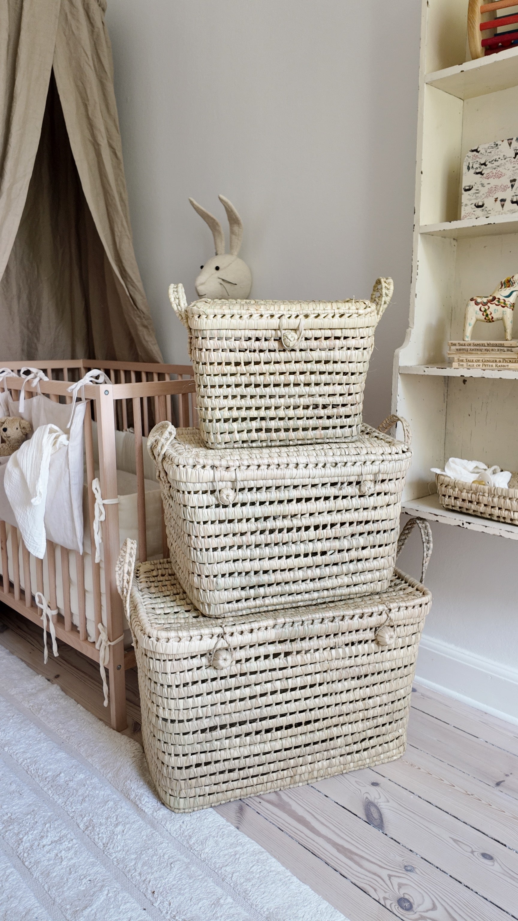 Palm Leaf Trunk 60