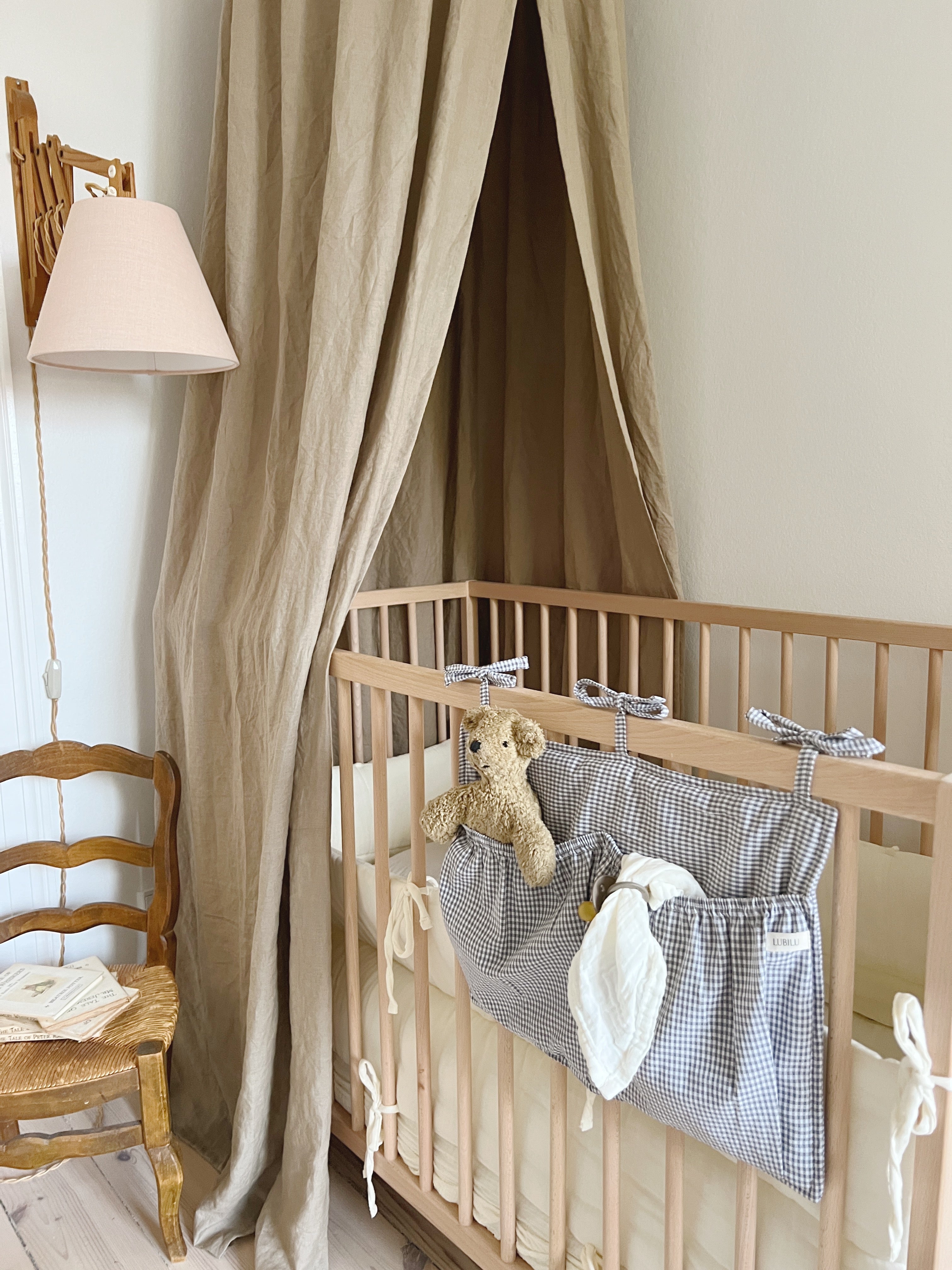 Mini Check Bed Pocket Grey