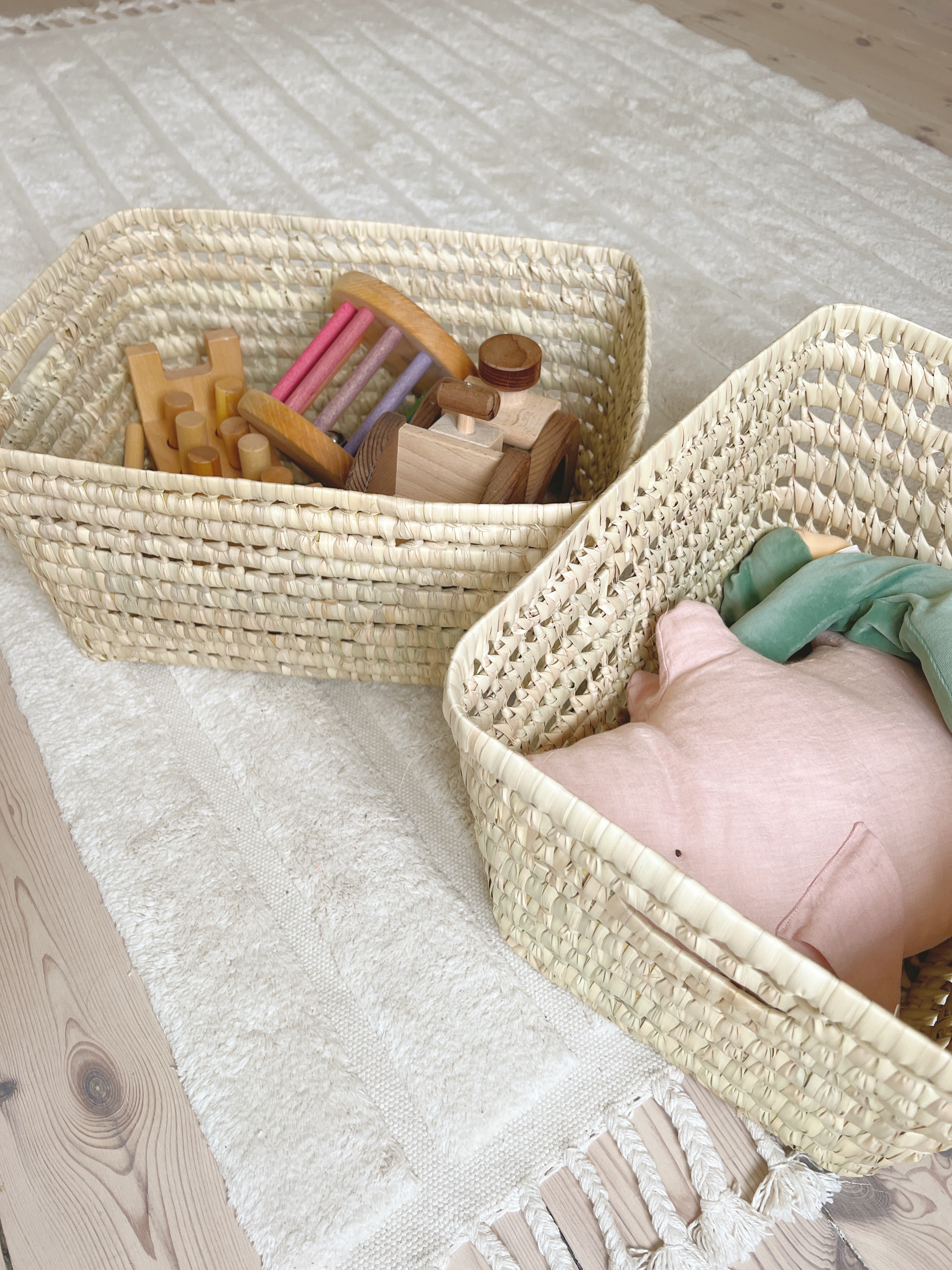Lubilu Palm Leaf Basket L42