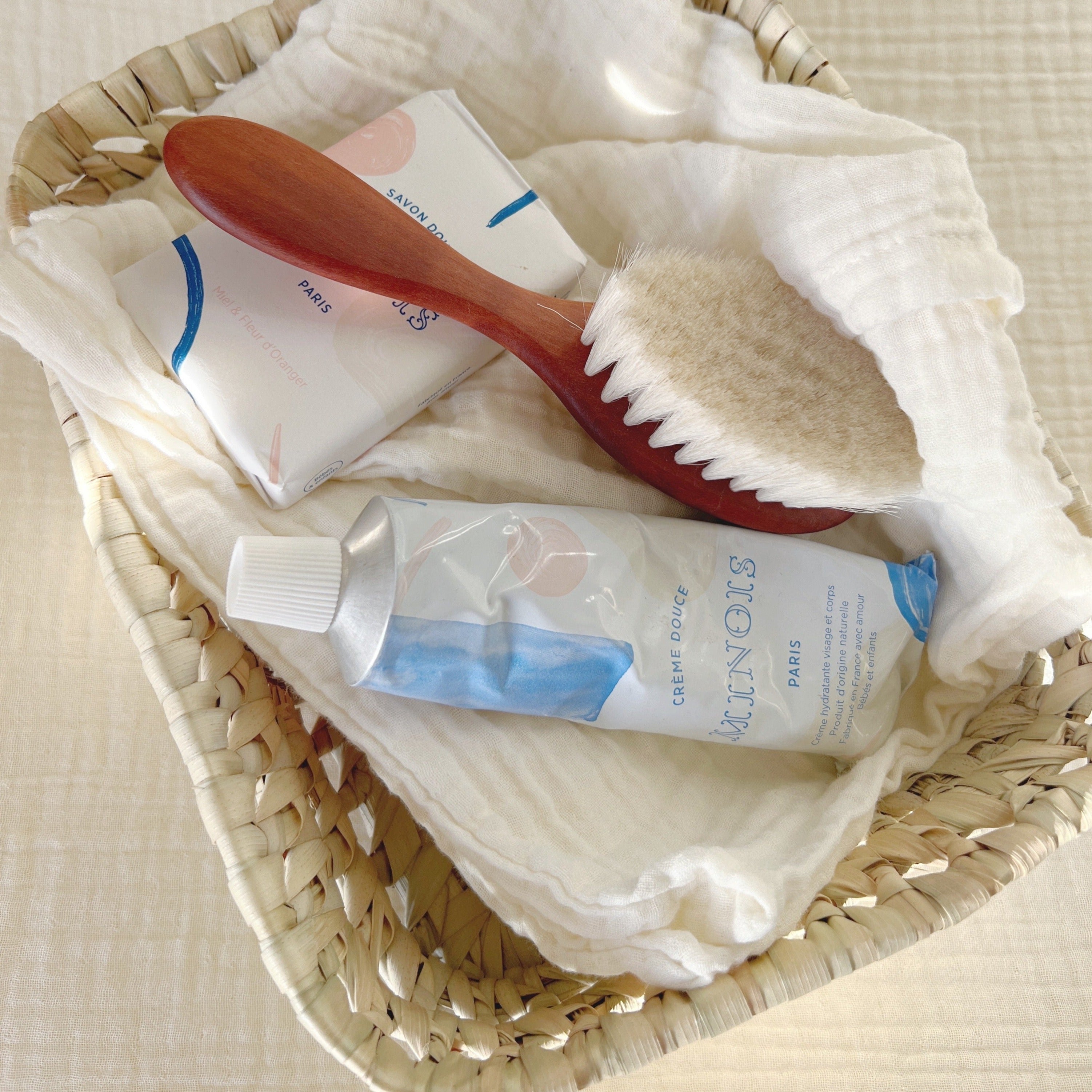 Palm Leaf Basket L22