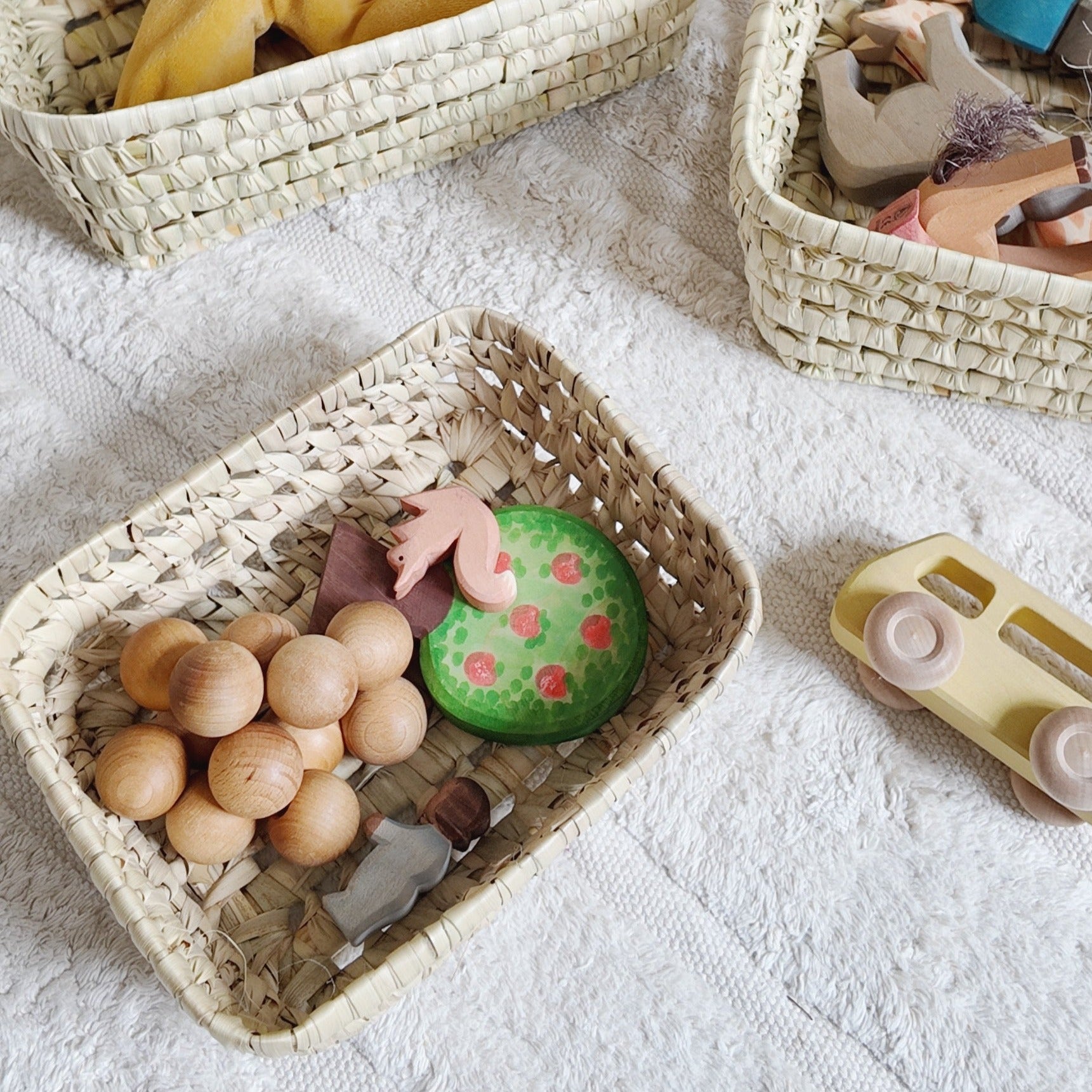 Palm Leaf Basket L22